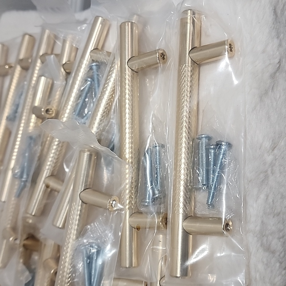 New! Delta Series Modern Textured Gold Cabinet Handle Pull 20 Pieces